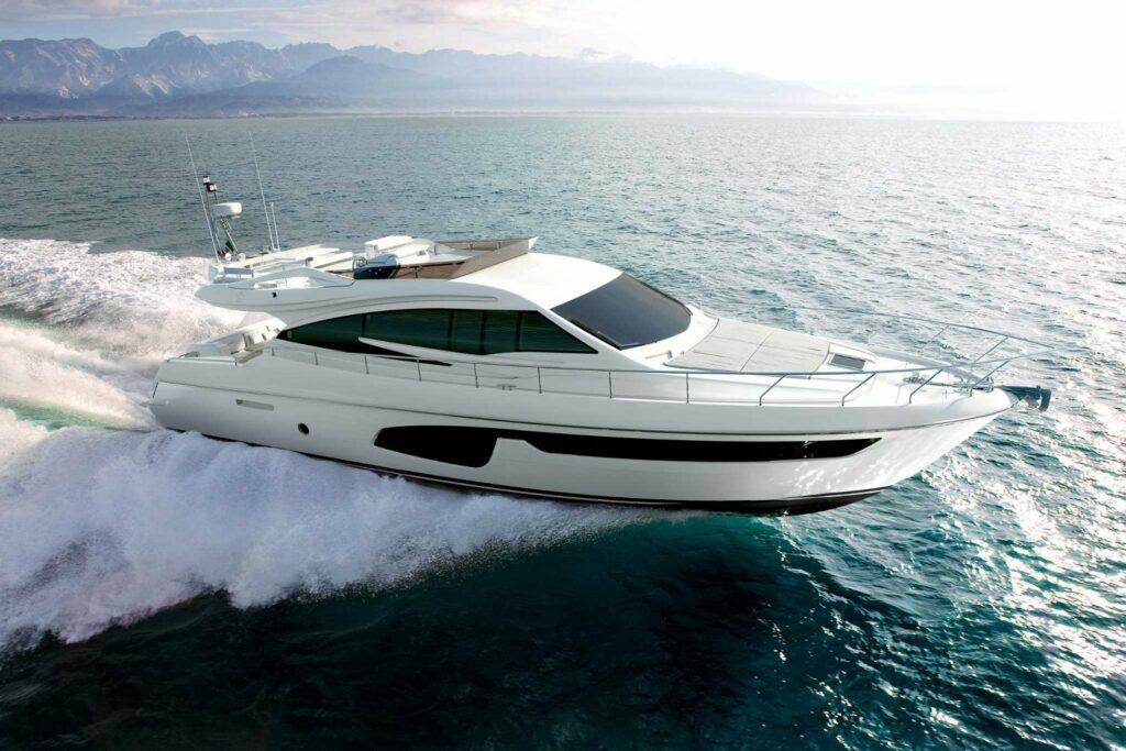 Ferretti 650