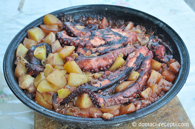 Octopus under peka