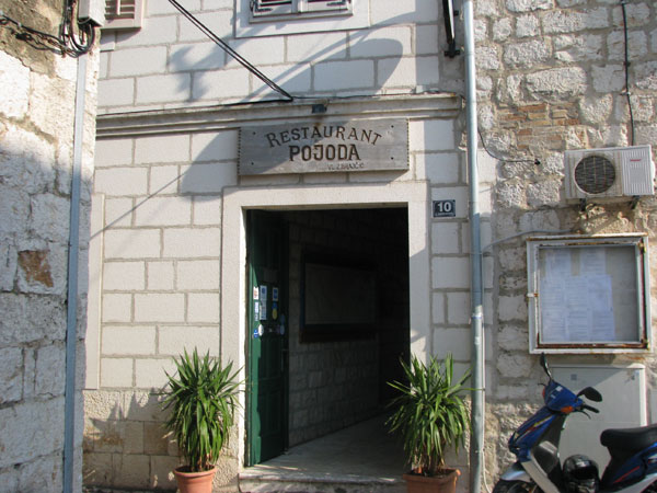 Pojoda restaurant