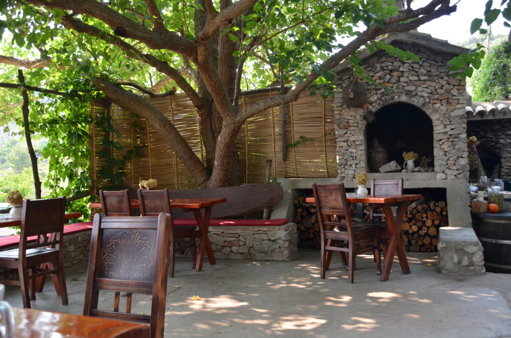 Pol Murvu tavern