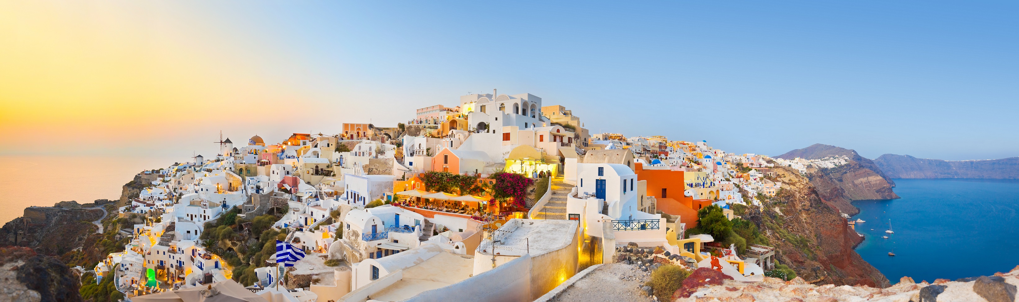 Greece-Cyclades-Islands-Santorini-yacht-charter