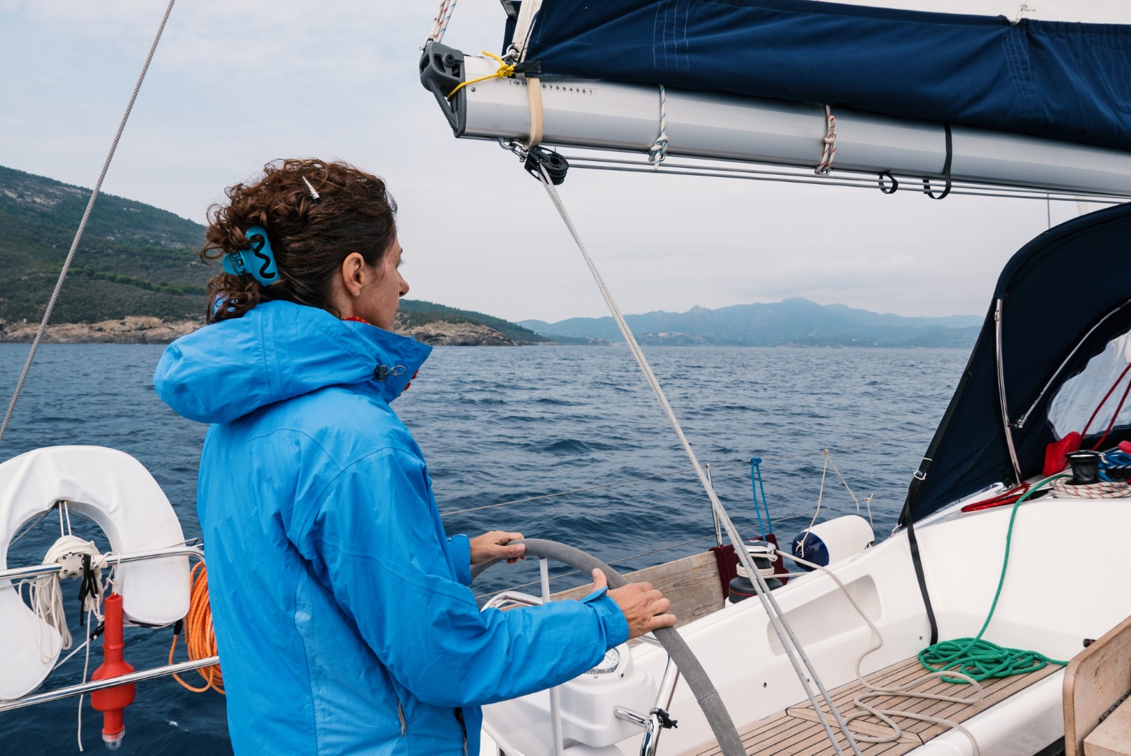 skipper yacht sailing