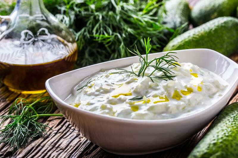 Salsa griega Tzatziki crema agria de pepino