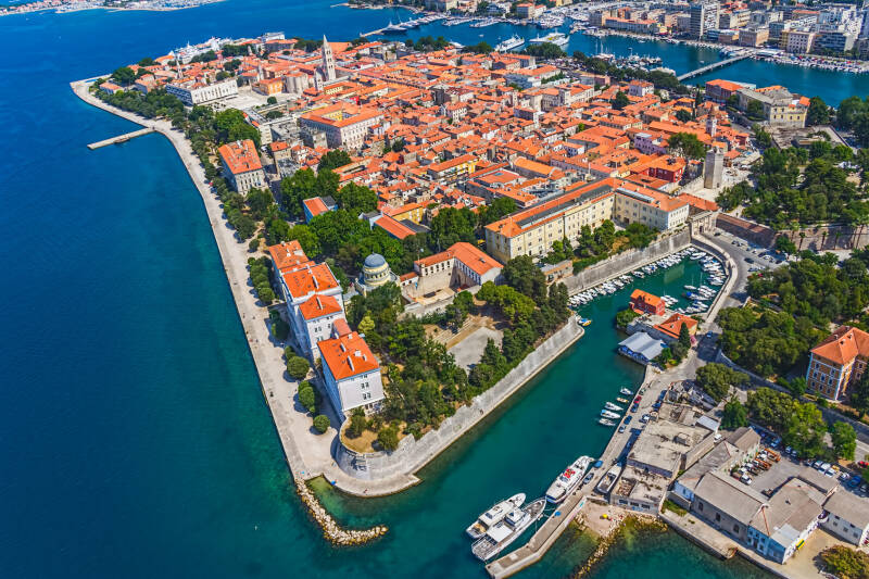 ¿Por qué Zadar es popular entre los marineros?
