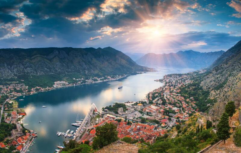 Montenegro bahía de Kotor
