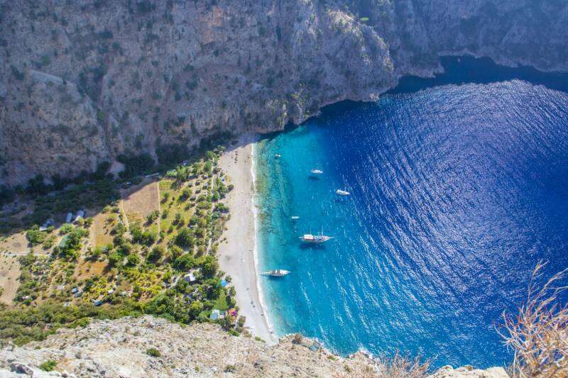 Barche a vela nella Valle delle Farfalle (Oludeniz)