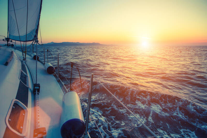 Giornata tipica in barca - Vela al tramonto