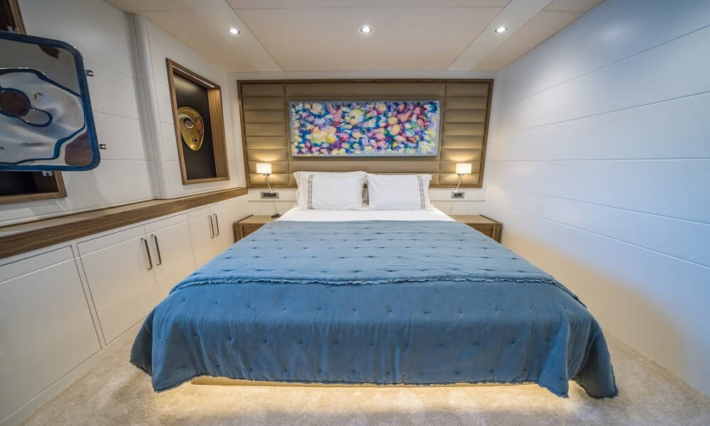 39 M Custom Build Motor yacht DEEP DEEP WATER