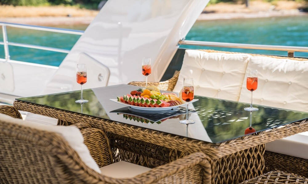 39 M Custom Build Motor yacht DEEP DEEP WATER