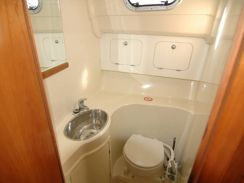 Adria 1002 Fjaka