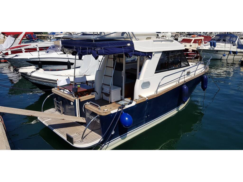 Adria Event 850 • Danora
