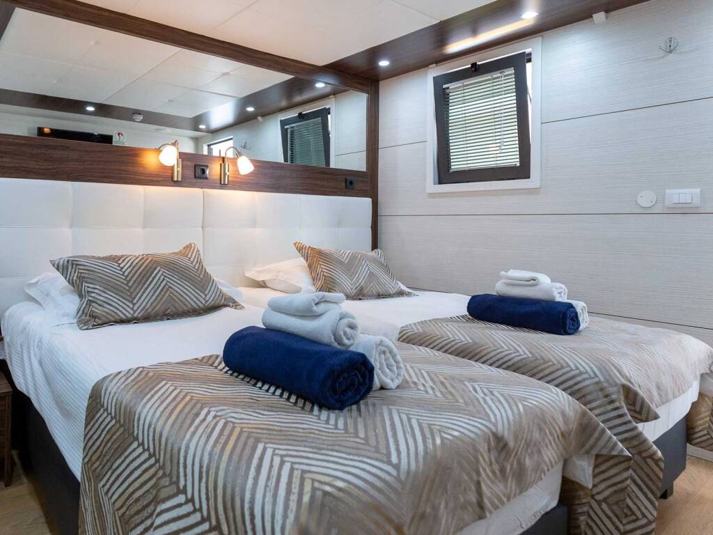 Adriatic Queen MB Adriatic Queen