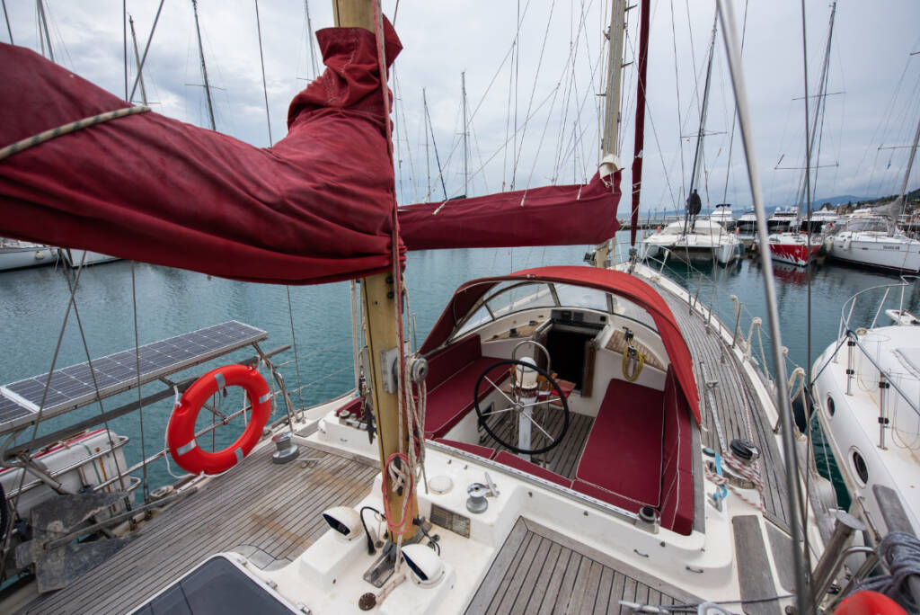 Amphitrite 43 Asterias