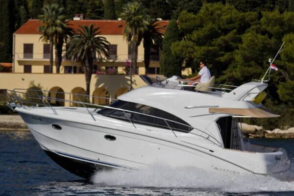 Antares 36 • Galeb