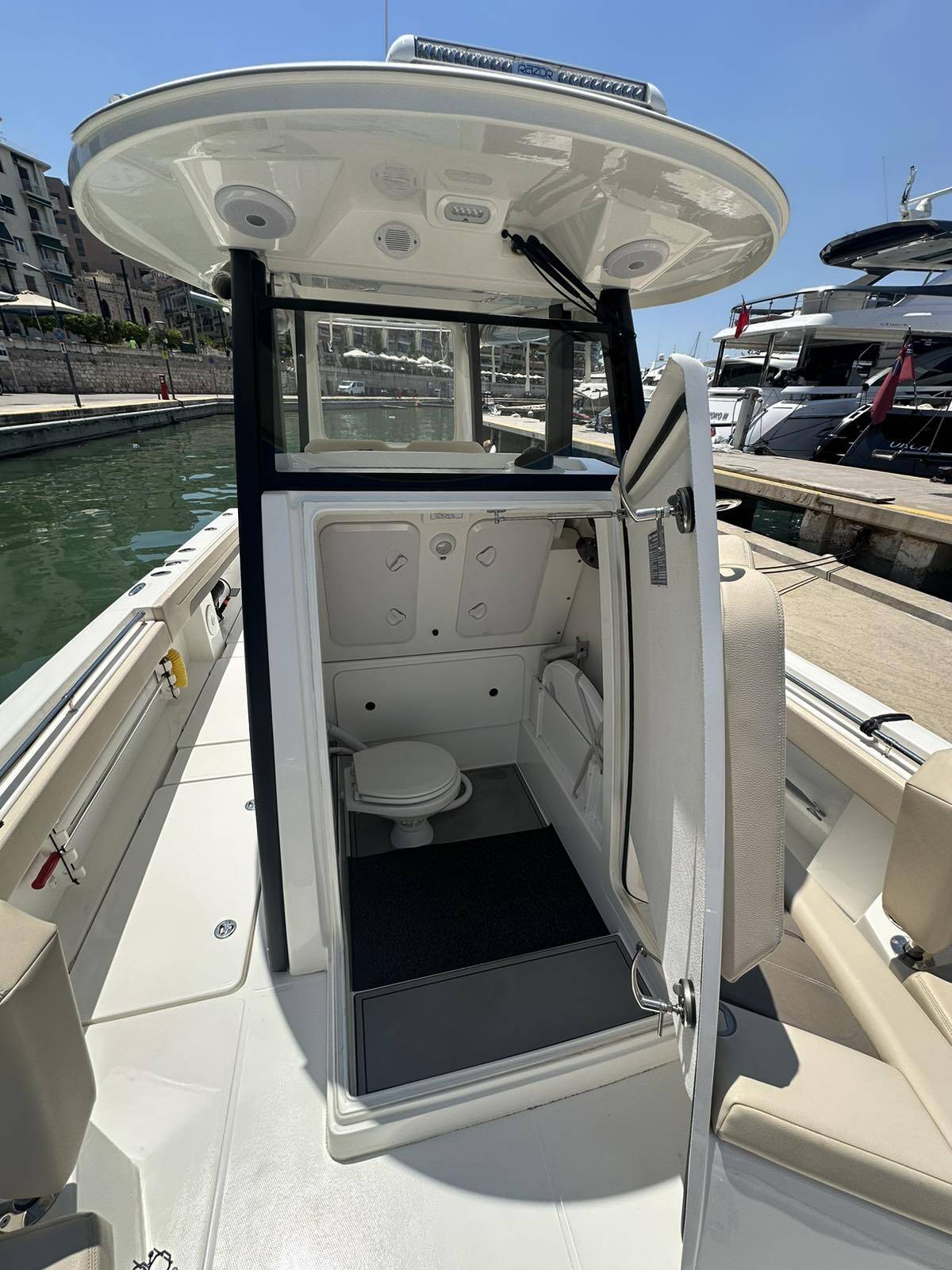 Aquila 28 
