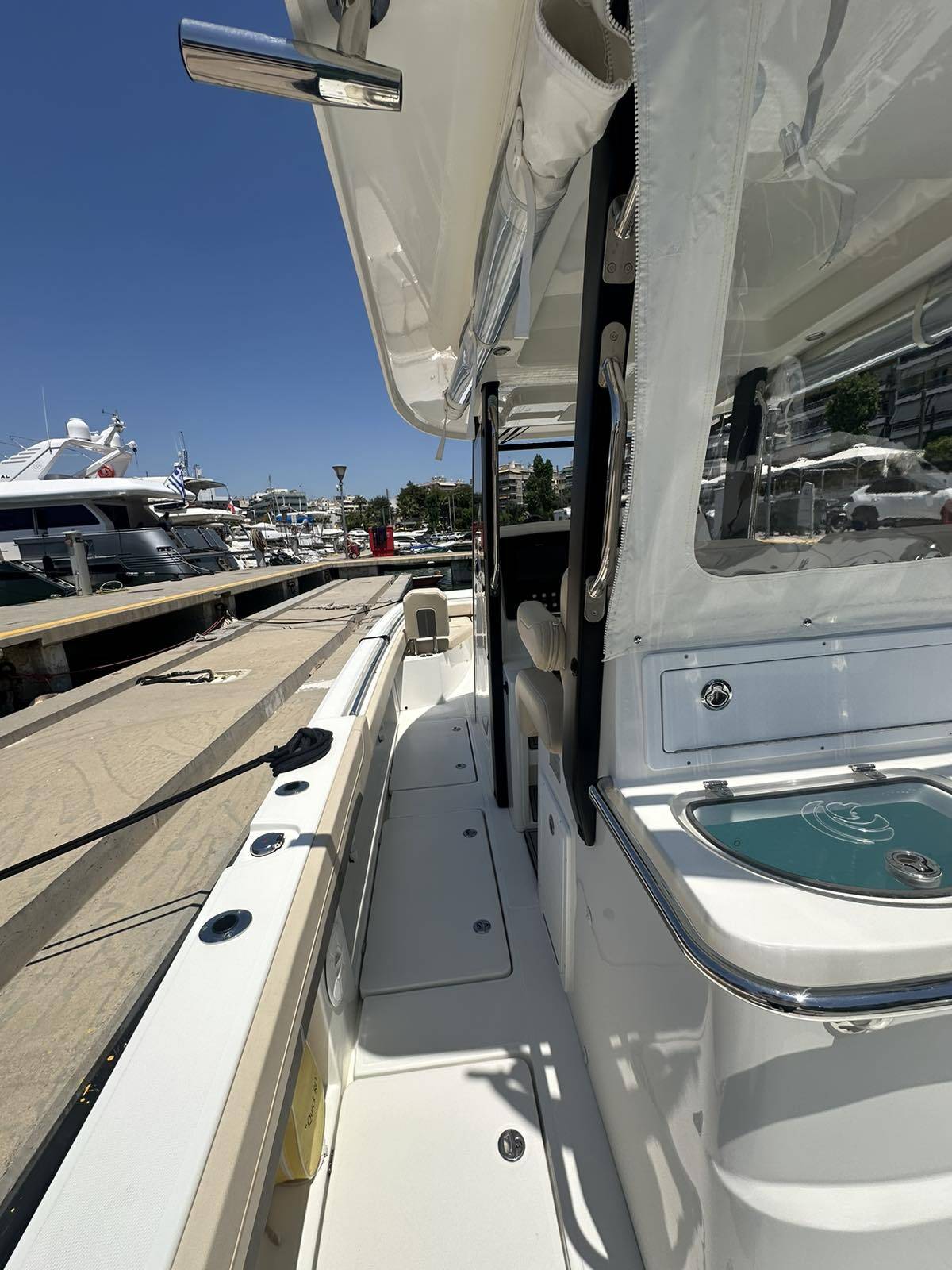 Aquila 28 