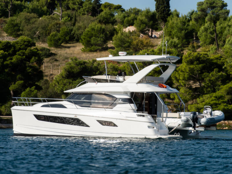 Aquila 44 Power catamaran Adriatic Z