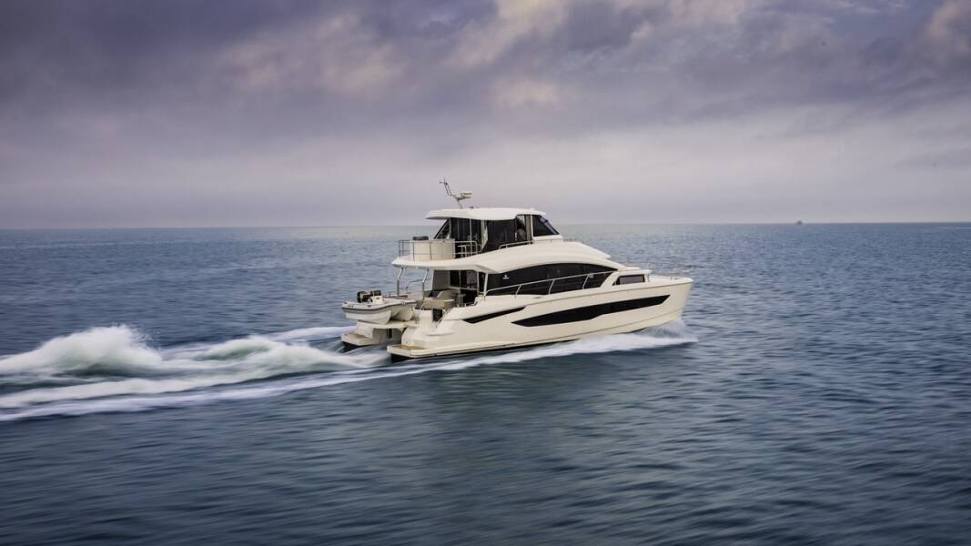Aquila 54 By My Side