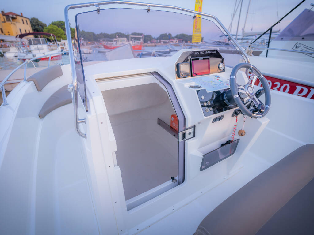 Atlantic Marine 670 Atlantic Marine