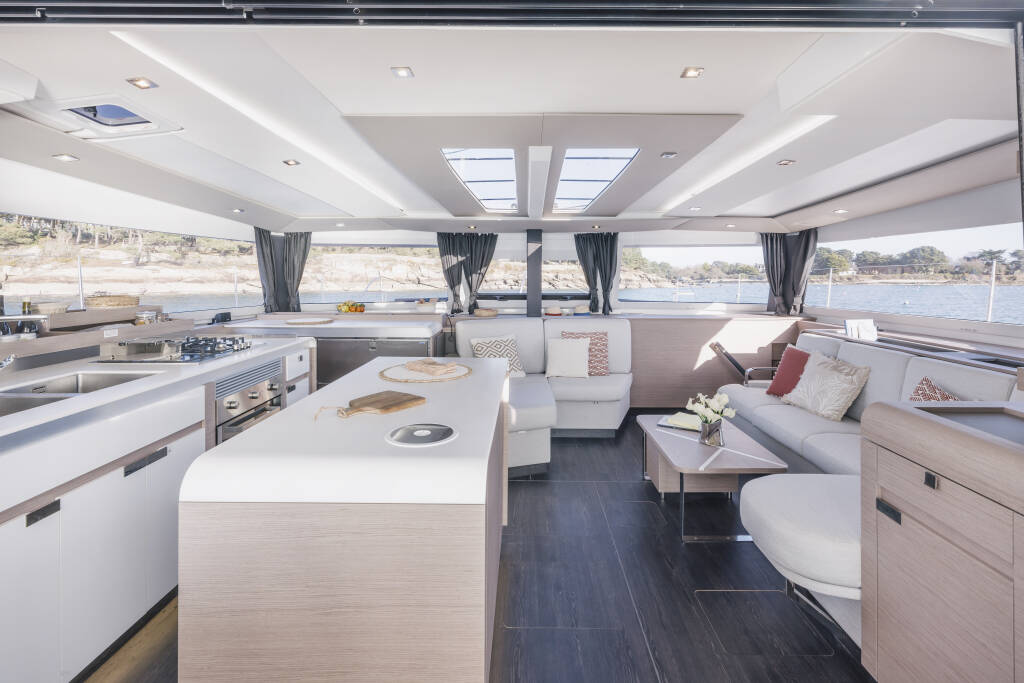 Aura 51  Kali II - Luxury Aeolian Experience 