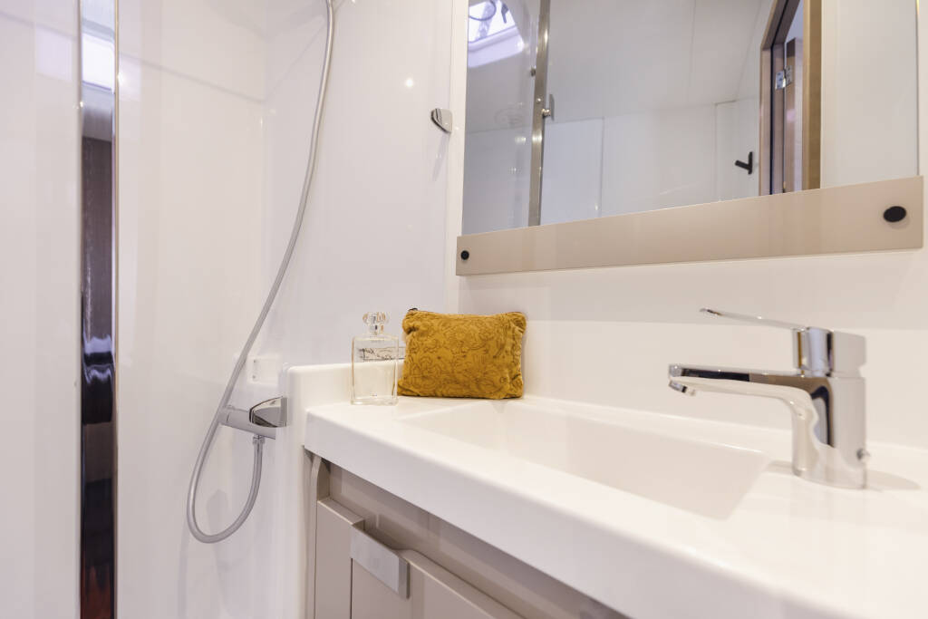 Aura 51  Kali II - Luxury Aeolian Experience 