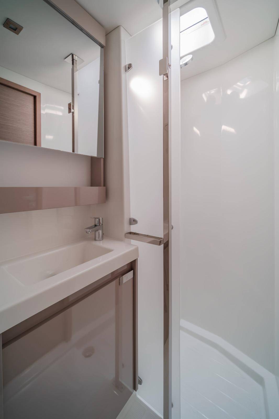 Aura 51  Kali II - Luxury Aeolian Experience 