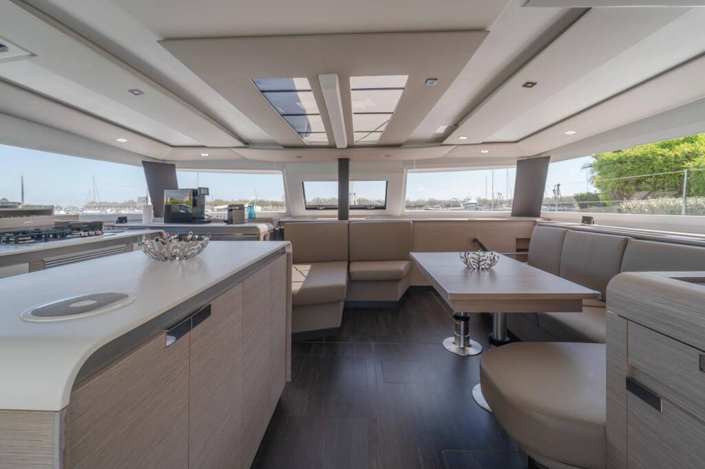 Aura 51  Kali II - Luxury Aeolian Experience 