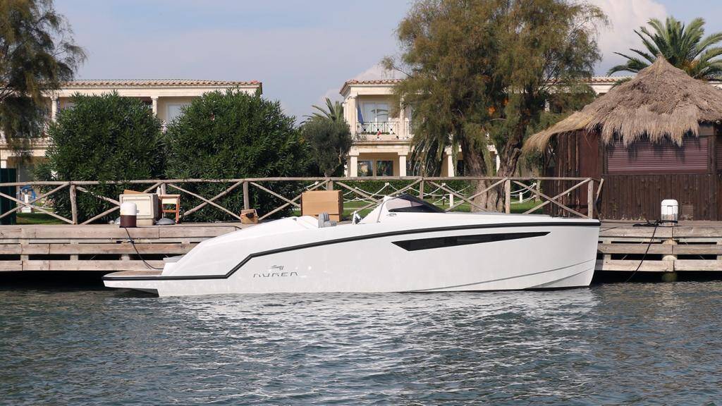 Aurea 30 'Cabin Dream Daycruiser Igor