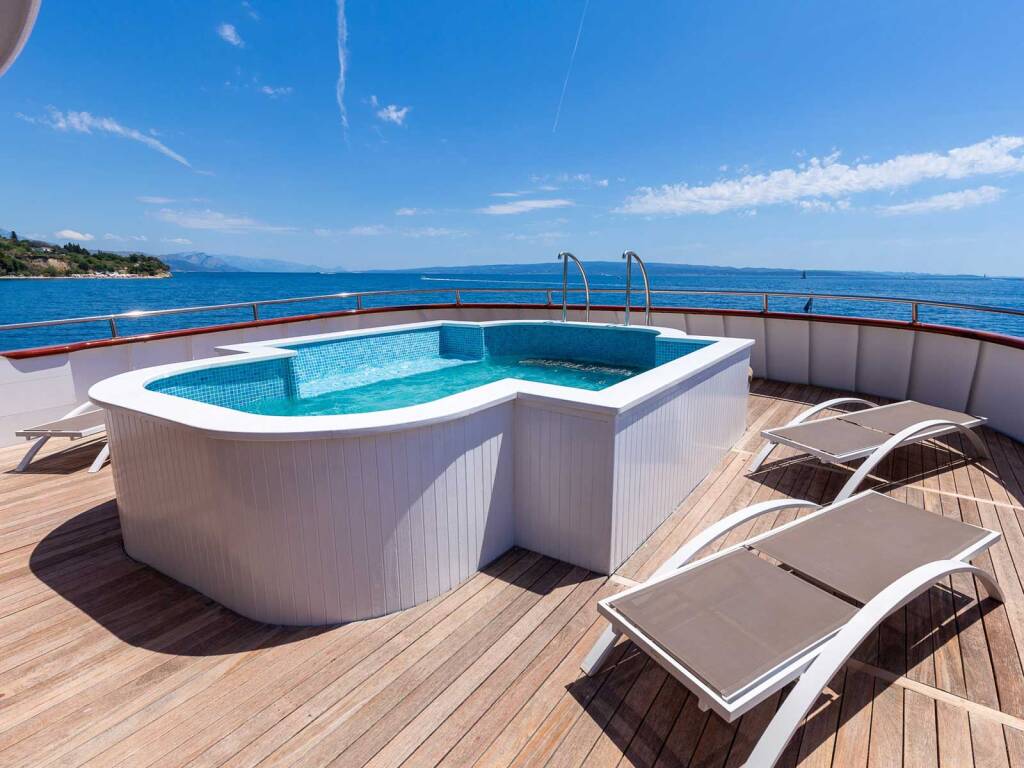 Avantura MS Avantura