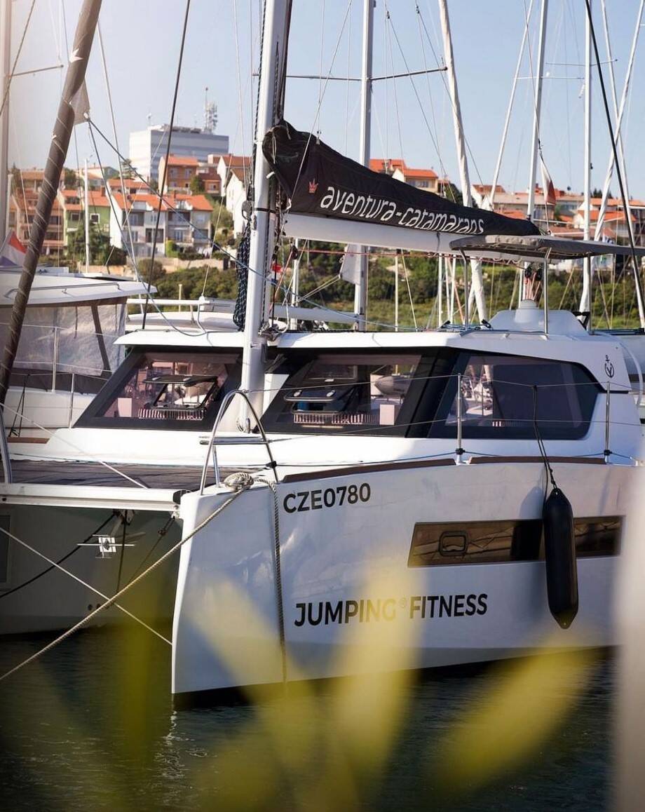 Aventura 34 Jumping Fitness