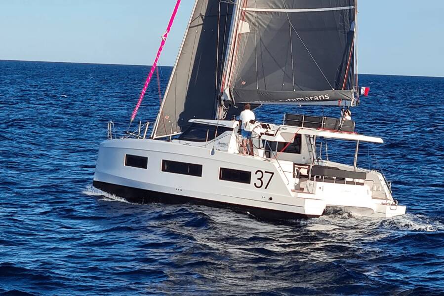 Aventura 37 • Catalina