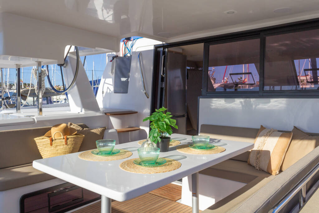 Aventura 37 Flor de Ibiza
