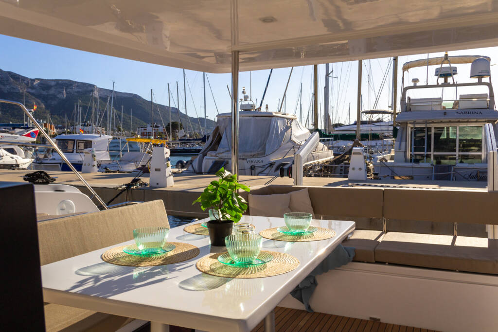 Aventura 37 Flor de Ibiza