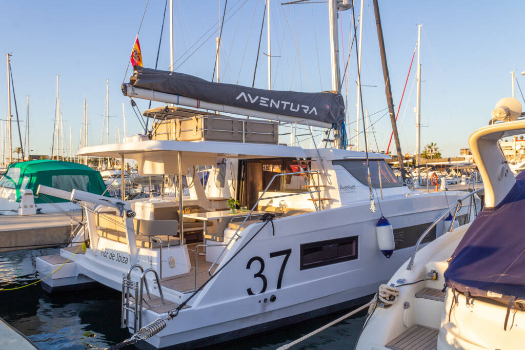 Aventura 37 Flor de Ibiza