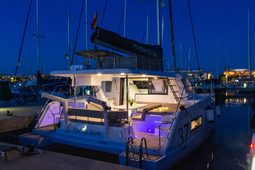Aventura 37 Flor de Ibiza