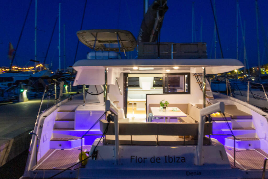 Aventura 37 Flor de Ibiza