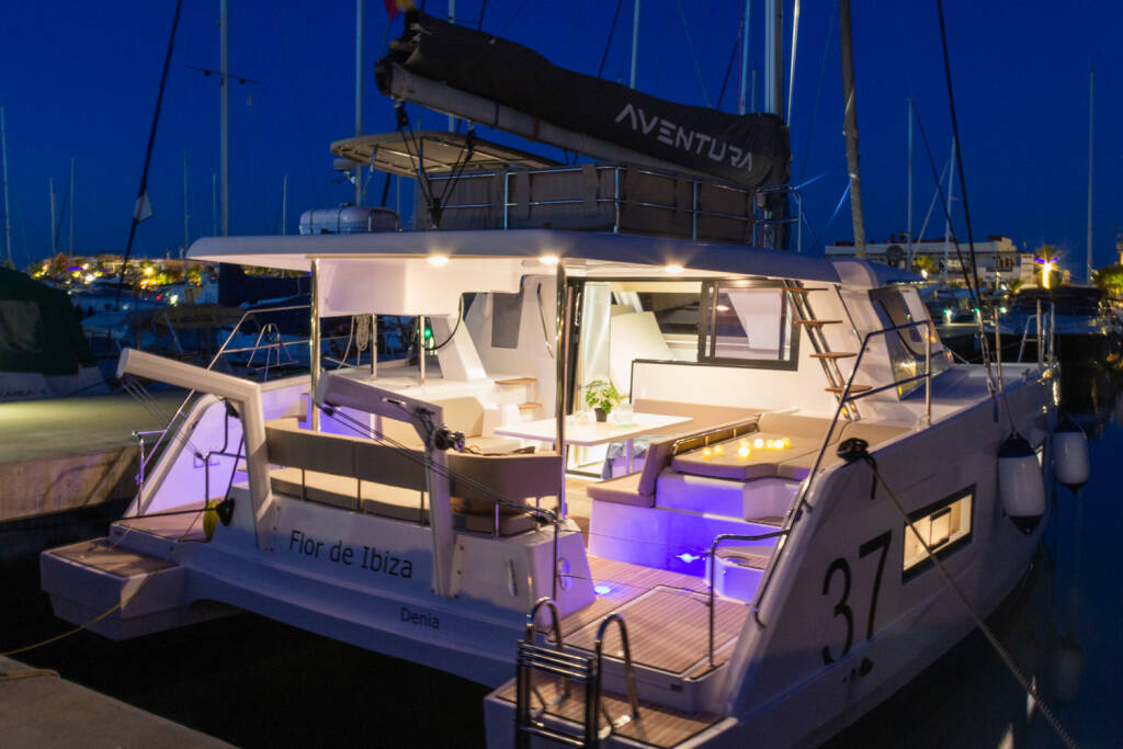 Aventura 37 Flor de Ibiza