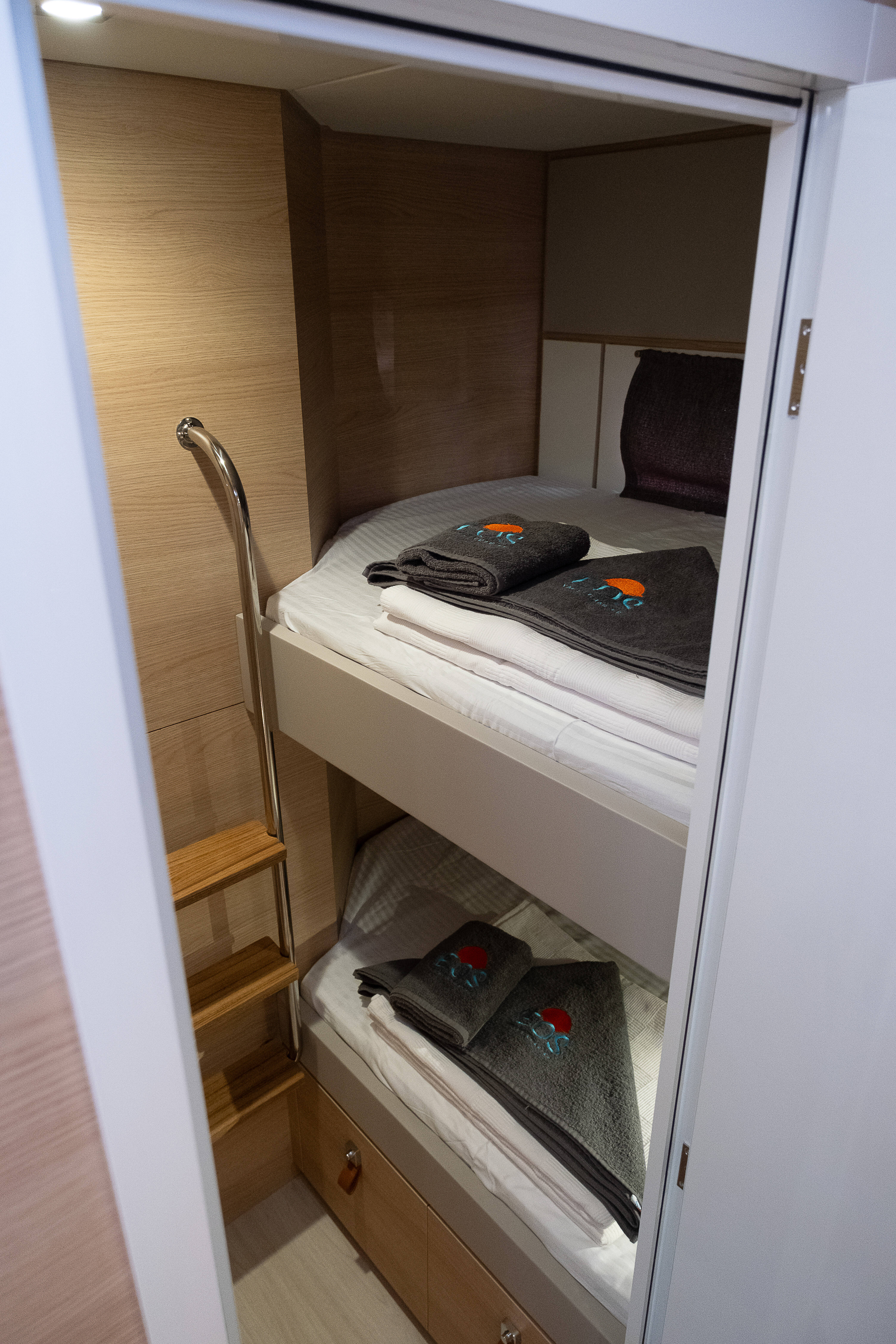 Aventura 45 Aura