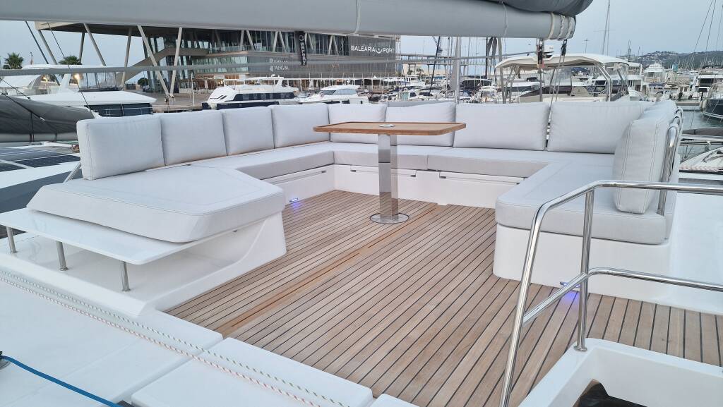 Aventura 45 Carlota