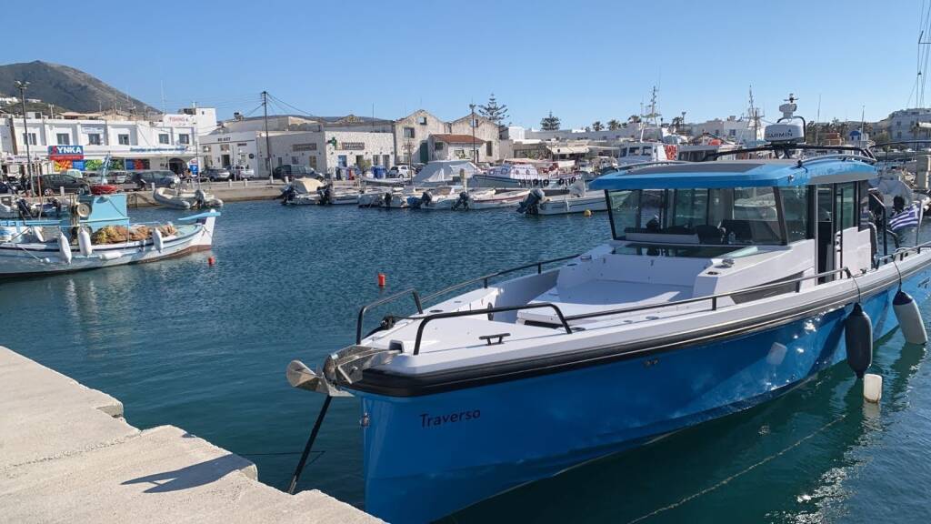 Axopar 37 XC Cross Cabin  TRAVERSO