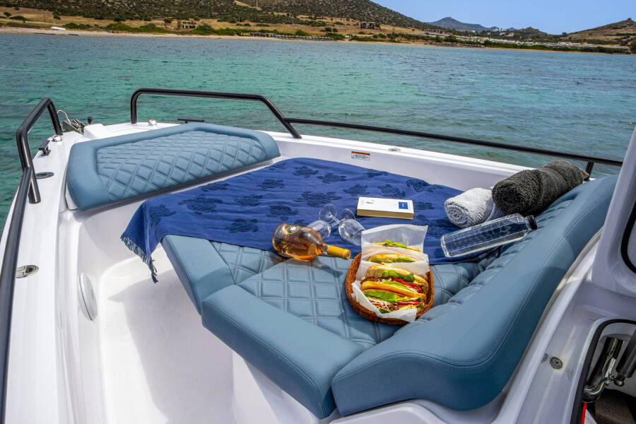 Axopar 37 Sun Top Paralos