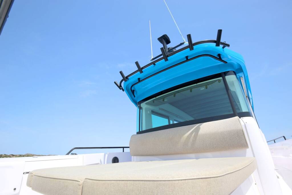 Axopar 37 XC Cross Cabin  VIDA