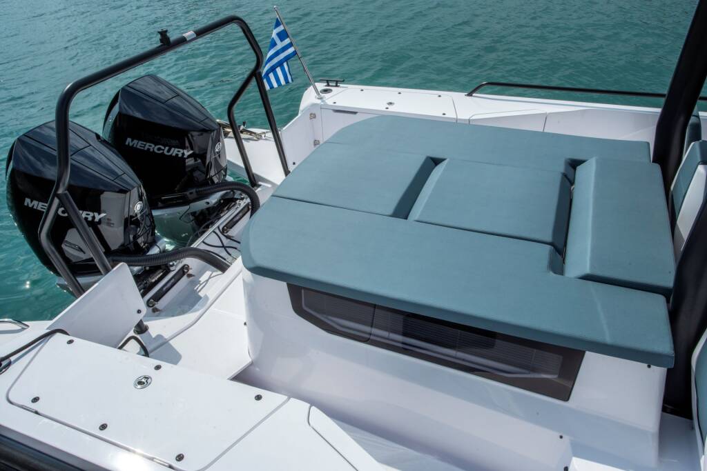 Axopar 37 Sun Top  PARALOS