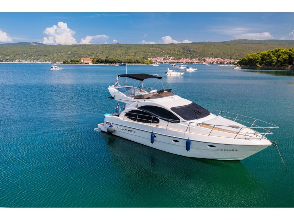 Azimut 42 Eisbär