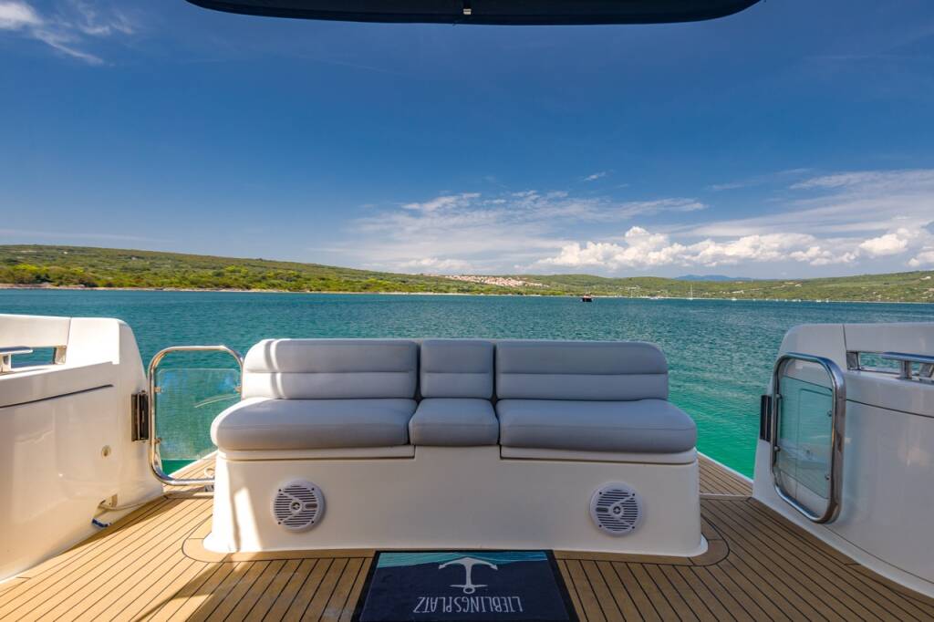 Azimut 42 Eisbär