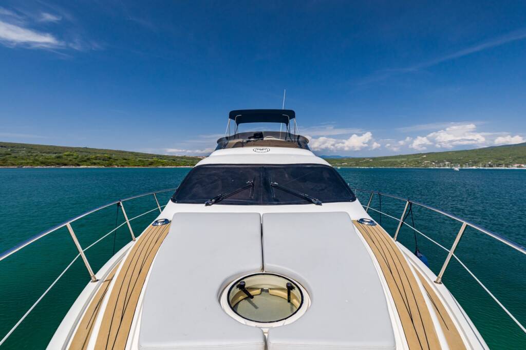 Azimut 42 Eisbär