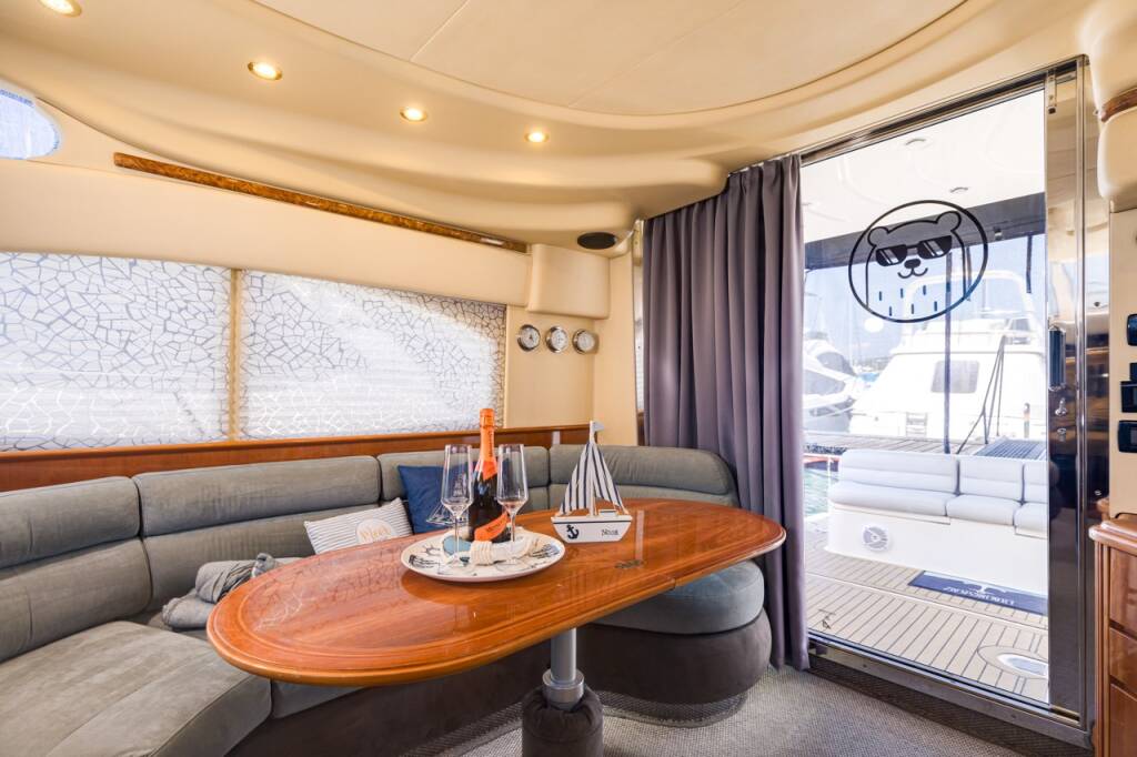 Azimut 42 Eisbär