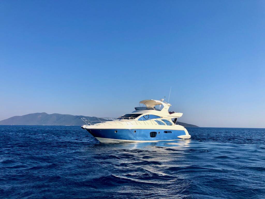 Azimut 55 Cosmos • Cosmos