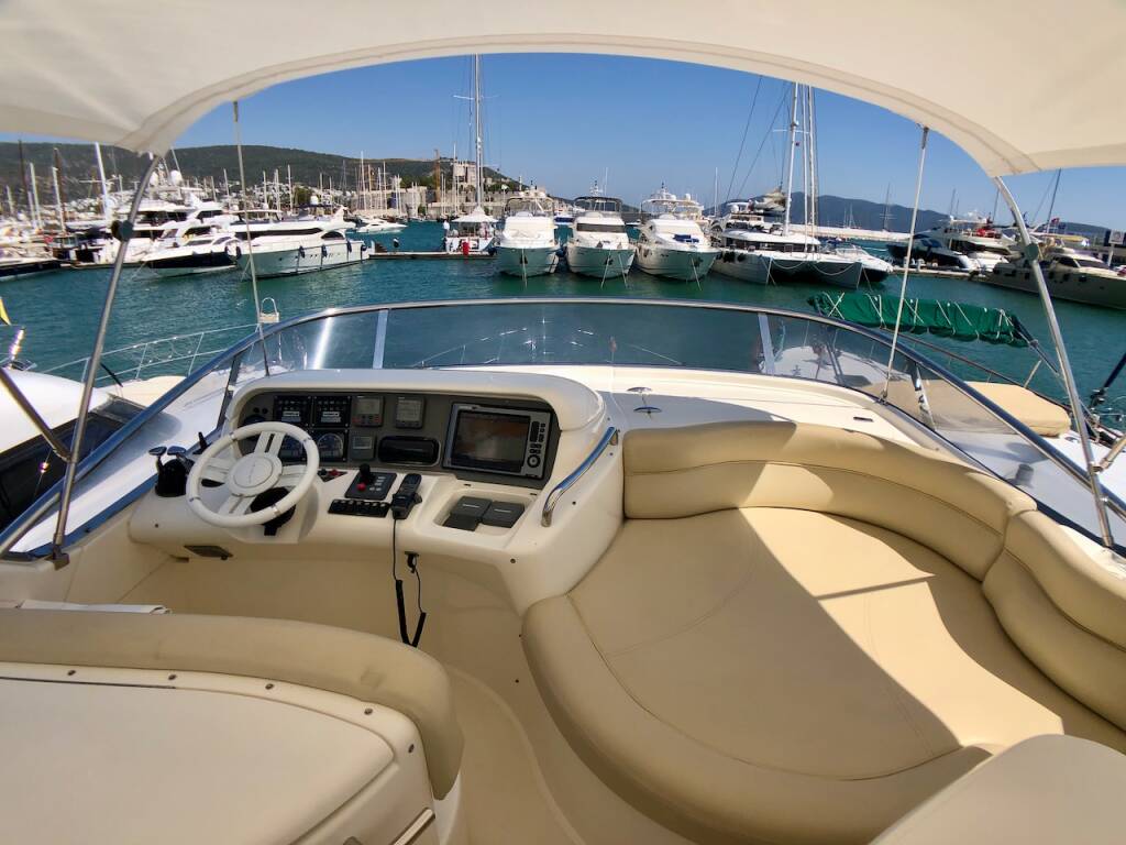 Azimut 55 Cosmos Cosmos