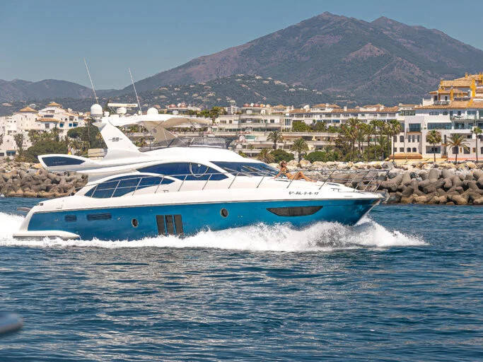 Azimut 58 Fly Lazurit
